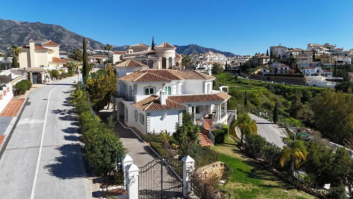 Andalusian Style Villa In Mijas 0*,  Spanien