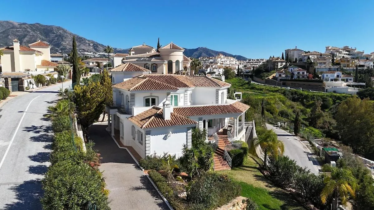 Andalusian Style Villa In Mijas