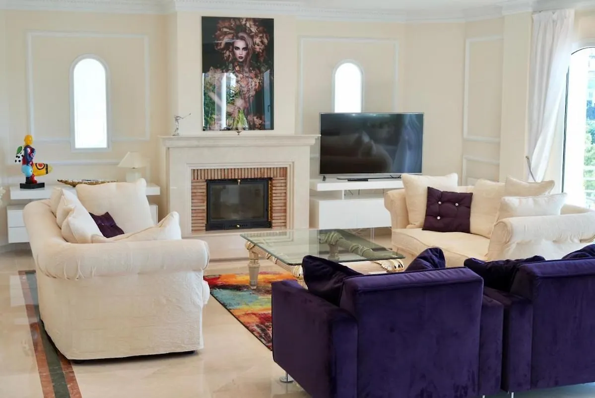 Andalusian Style Villa In Mijas Spanien