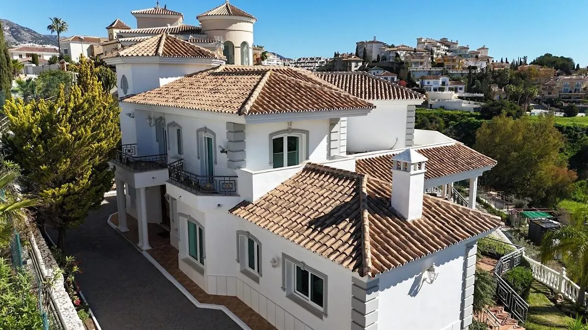 Andalusian Style Villa In Mijas Spanien